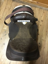 Load image into Gallery viewer, Wintec Western Saddle with Girth